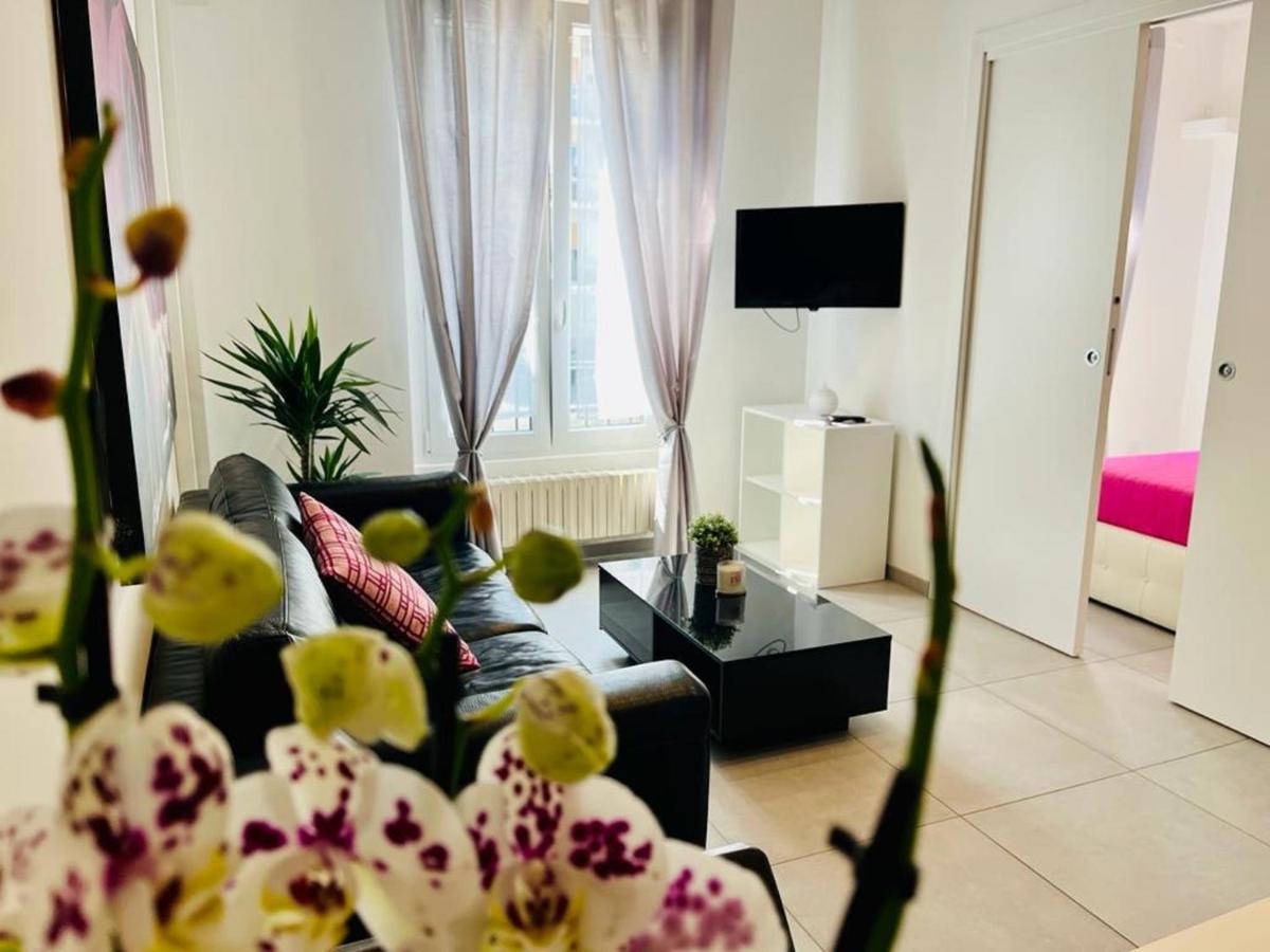 Nice Apartments In The Historic Center فيربانيا المظهر الخارجي الصورة