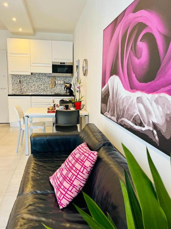 Nice Apartments In The Historic Center فيربانيا المظهر الخارجي الصورة