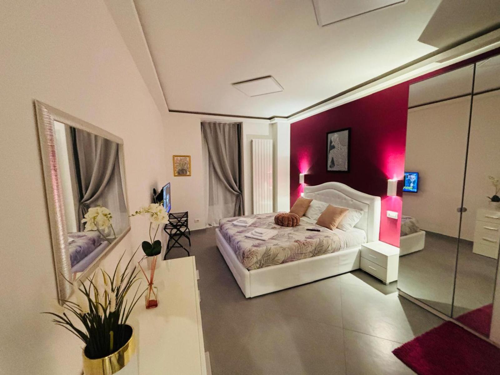 Nice Apartments In The Historic Center فيربانيا المظهر الخارجي الصورة