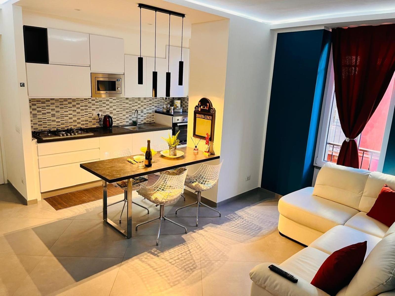 Nice Apartments In The Historic Center فيربانيا المظهر الخارجي الصورة