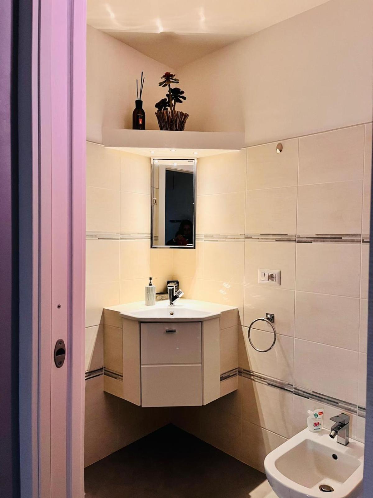 Nice Apartments In The Historic Center فيربانيا المظهر الخارجي الصورة